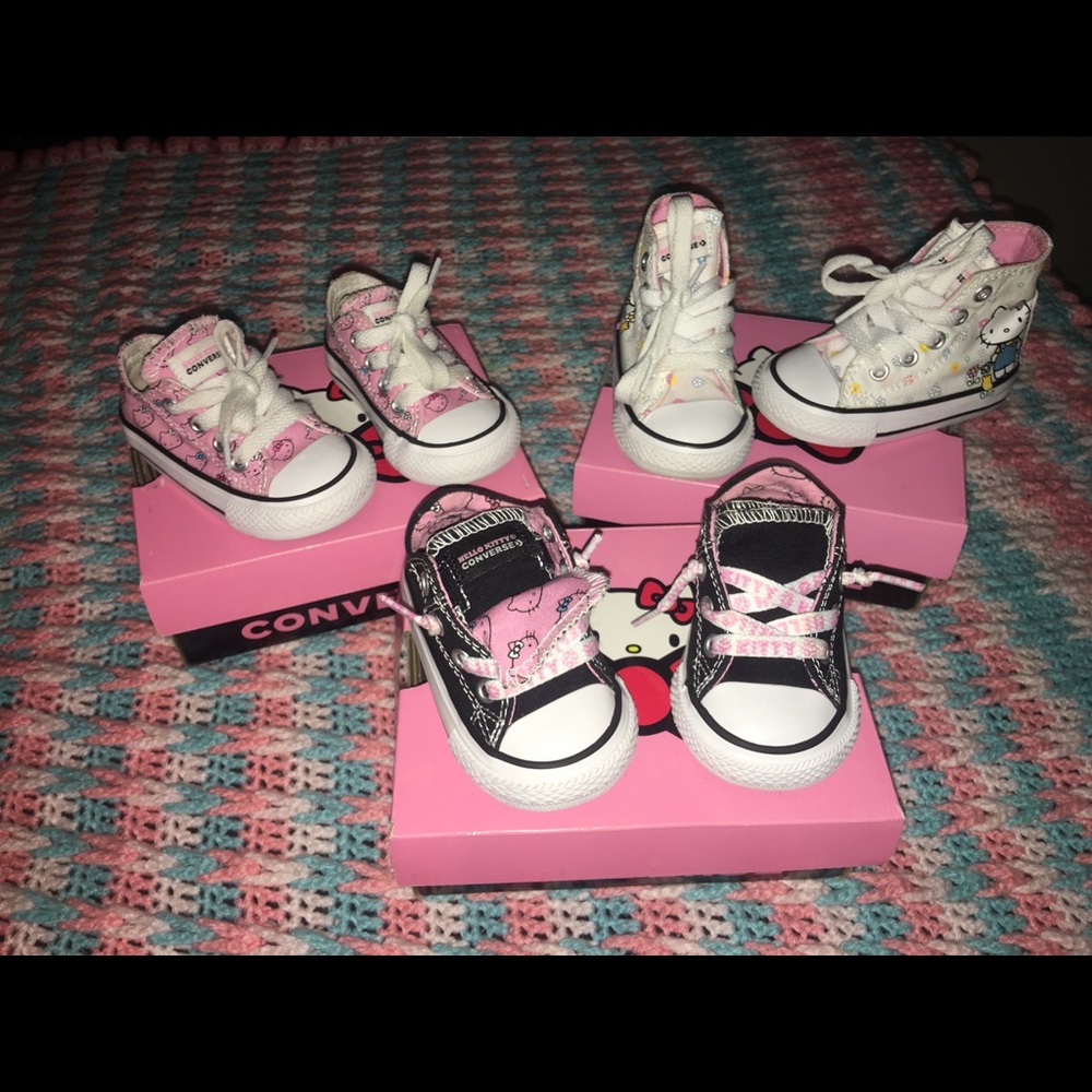 Converse - Picture 2 of 2
